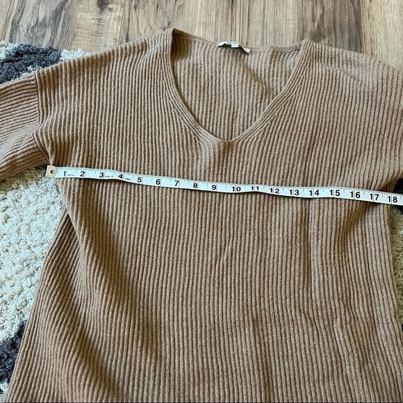 Madewell Relaxed V-Neck Ribbed Sweater Dress - Picture 9 of 12